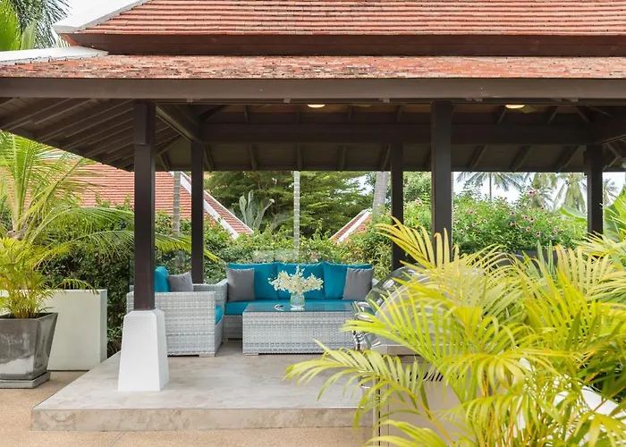 Villa Divina - Stunning Pool Villa 3 Mins Walk To Beach