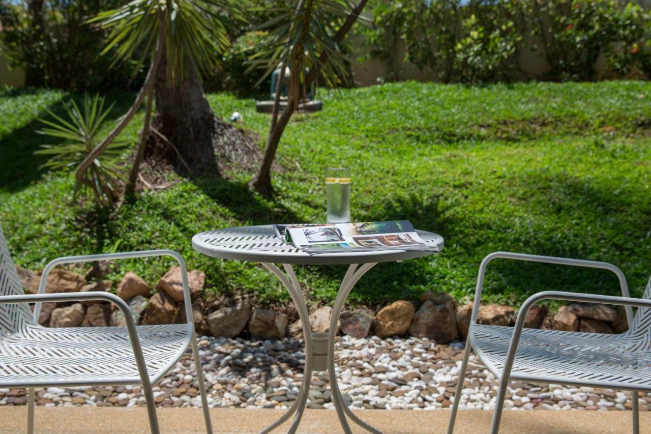 Divina - Stunning Pool 3 Mins Walk To * בופוט